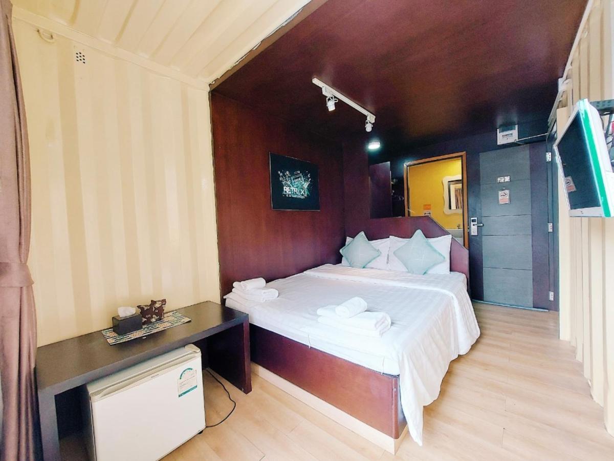 Retro Box Hotel Chumphon Eksteriør billede