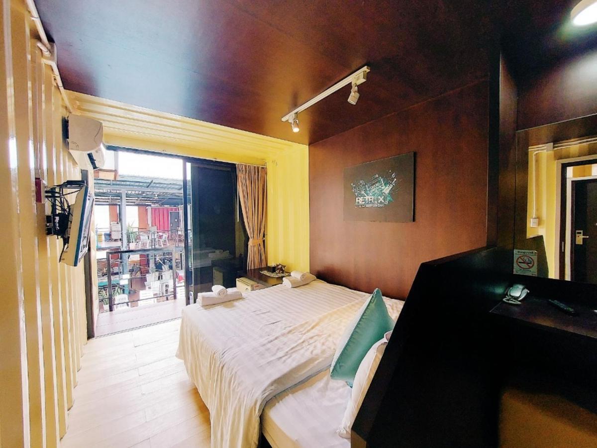 Retro Box Hotel Chumphon Eksteriør billede