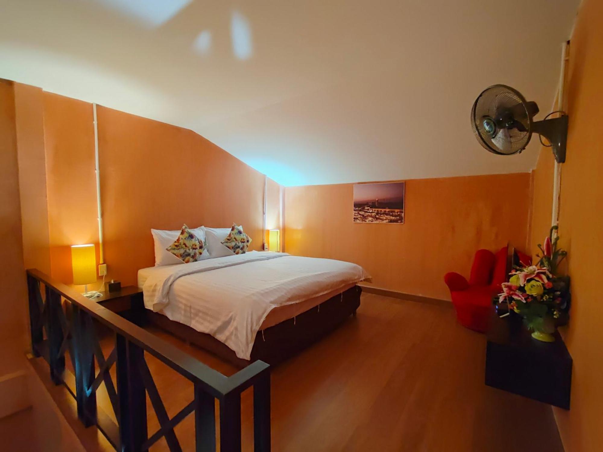 Retro Box Hotel Chumphon Eksteriør billede